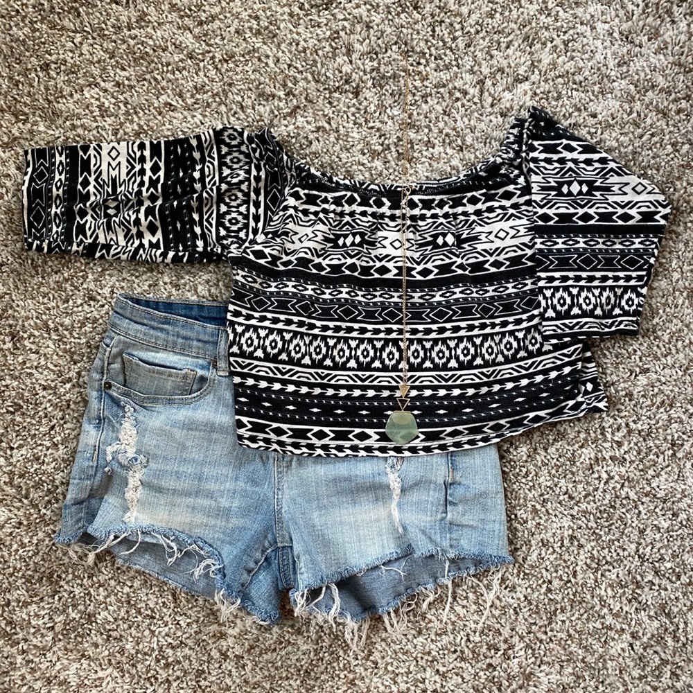 Nollie Crop Top - Size L